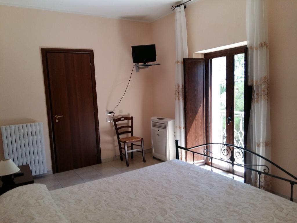 La Mortella Agriturismo Rotondella Cameră foto